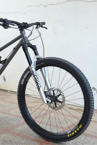 Bici Enduro Production Privée 4.000€
