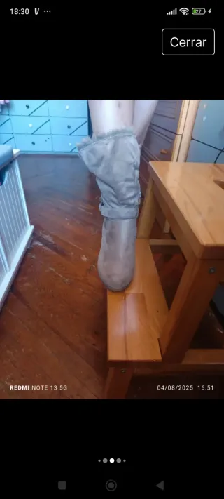 Botas de cuña beige con pelo