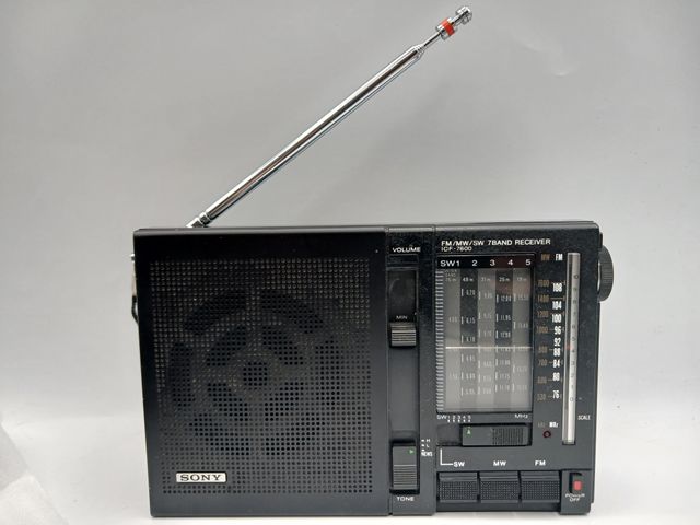 Sony ICF-7600 Radio Multibanda 9 Bandas Vintage