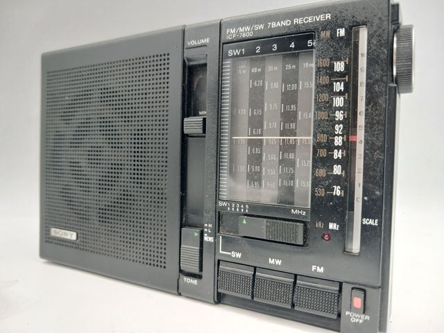 Sony ICF-7600 Radio Multibanda 9 Bandas Vintage
