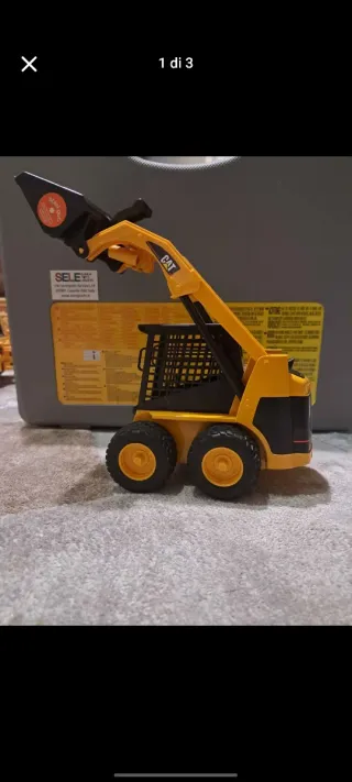 Caterpillar giocattolo