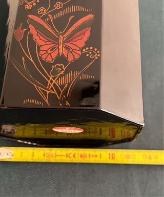 Contenitore cinese antico