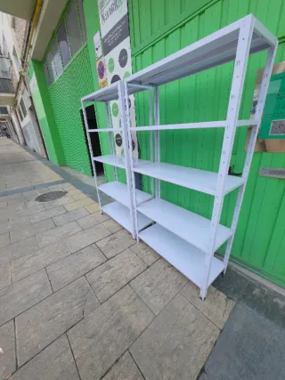 Estanterías metálicas blancas (3 unidades)
