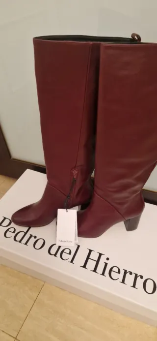 Botas altas Pedro del Hierro burdeos talla 39
