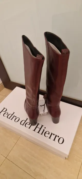 Botas altas Pedro del Hierro burdeos talla 39