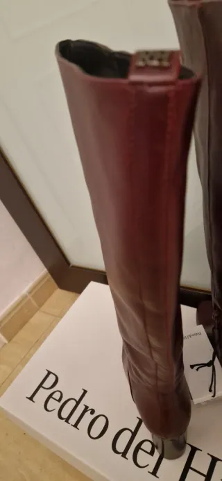 Botas altas Pedro del Hierro burdeos talla 39