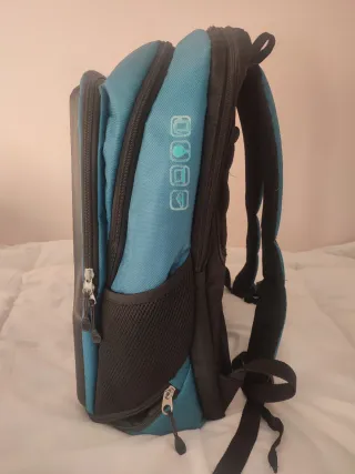 Paletero mochila Bullpadel Hack Pro