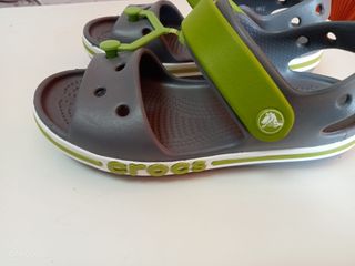 SANDALIAS CROS UNISEX  T29-30 ESTRENAR R28-5592