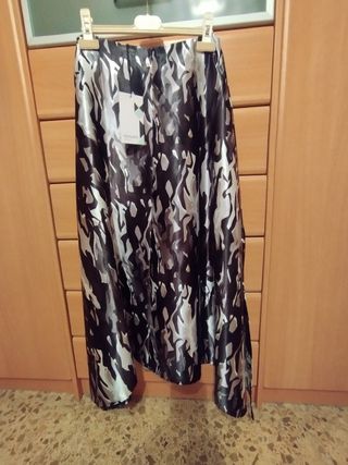 Falda fiesta negra y plateada