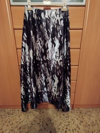 Falda fiesta negra y plateada