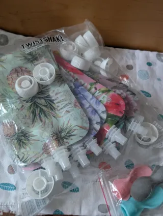 Twistshake Bolsas Reutilizables + Cucharas (Nuevo)