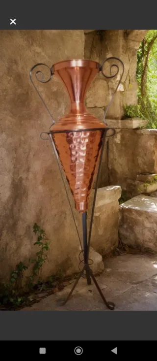 Jarrón Cobre Soporte Hierro