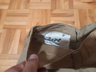 Pantalón Levis 511 Beige