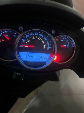 Piaggio Beverly 125cc Maxi Scooter