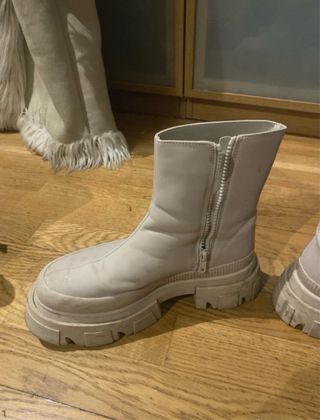 Botas Bershka plataforma beige