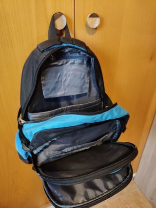 Mochila Escolar Fanspack Azul y Negra