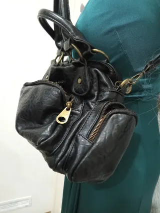 Bolso de mano bandolera negro