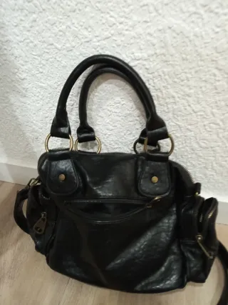 Bolso de mano bandolera negro