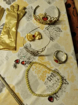 Disfraz Bella y Bestia Amarillo