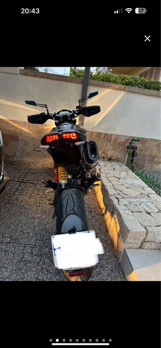 Ducati Hypermotard 939 Impecable