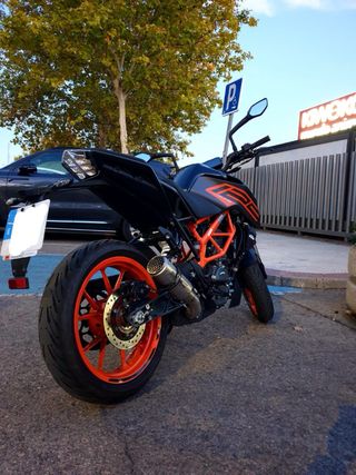 KTM DUKE 125 2022