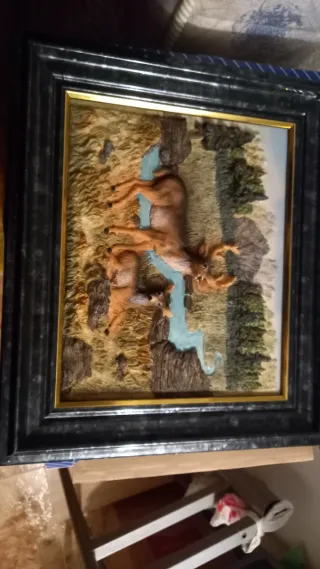 Cuadro relieve ciervos paisaje