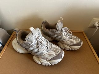 Zapatillas Adidas XLG Runner Deluxe Beige/Gris