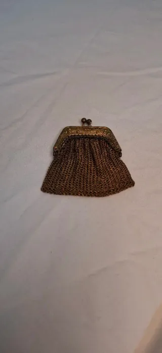 Monedero de latón dorado estilo vintage