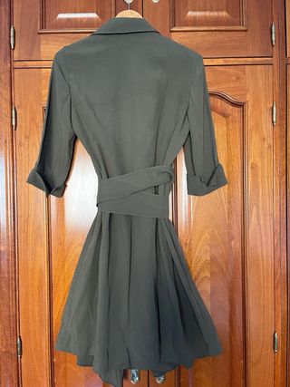 Vestido camisero cruzado verde Marca George Rech