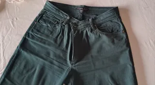 Pantalón VERDE + REGALO blusa jeans pantalones