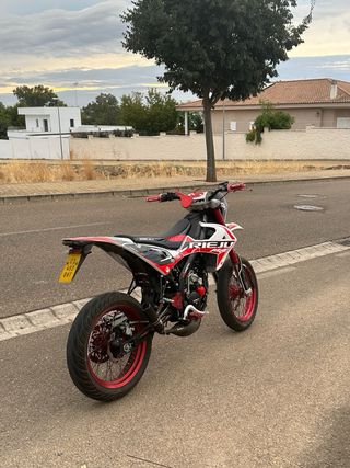 Rieju MRT 2023 Supermotard
