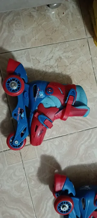 Patines Spiderman Niños talla 27 a 30