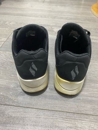 Zapatillas Skechers Negras