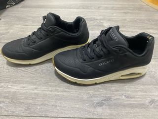 Zapatillas Skechers Negras