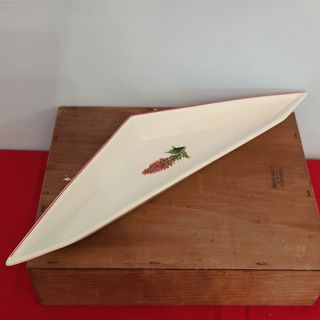 Bandeja Porcelana Triangular Flor Roja