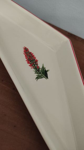 Bandeja Porcelana Triangular Flor Roja