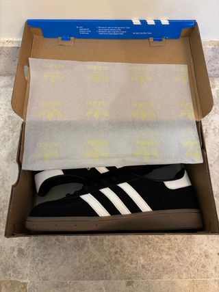 Adidas Spezial Negras Talla 43 con Etiquetas