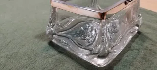 Antigua caja de tocador  joyero cristal y plata