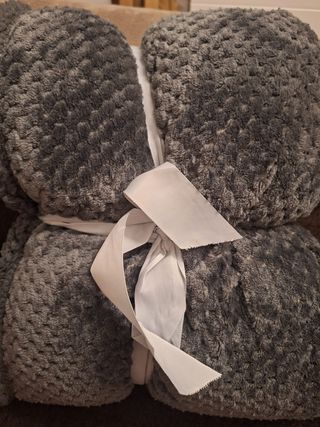 Manta Jacquard Sherpa 130x160cm Gris