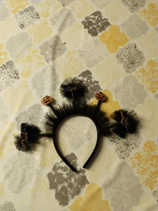 Disfraz Bruja Niña Morado y Negro. Con luz