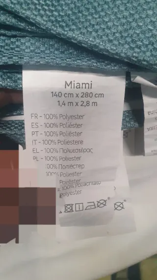 Cortinas y caminos de cama azul teal