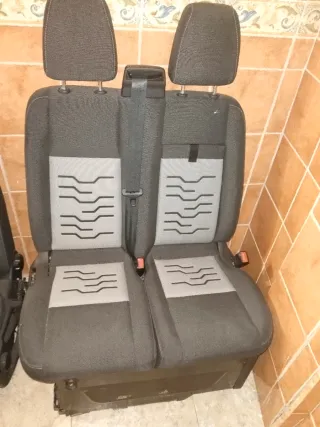 Asientos Delanteros Ford Custom 2015