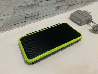 Nintendo New 2DS XL Negra