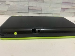 Nintendo New 2DS XL Negra