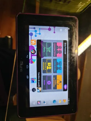 Tablet Kurio Clan 7 + Funda + Bolsa + SD 32GB