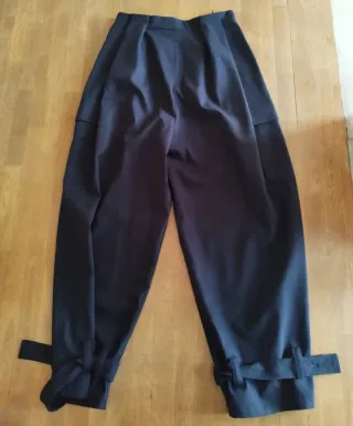 Pantalón Cargo Pinzas Zara Marrón ZW S nuevo