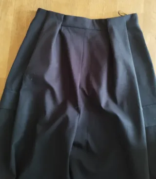 Pantalón Cargo Pinzas Zara Marrón ZW S nuevo