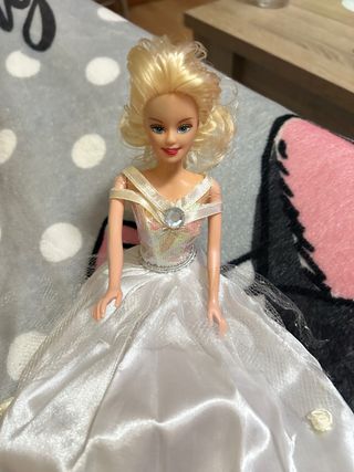 Barbie Sposa in Abito Bianco