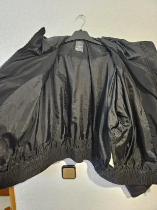 Abrigo acolchado negro Primark