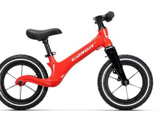 Bicicleta de equilibrio roja